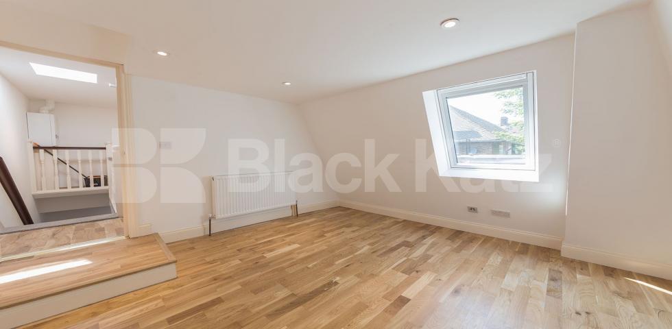 			New Instruction! Private roof terrace!, 2 Bedroom, 1 bath, 1 reception Flat			 Wetherill Road , Muswell Hill